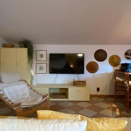 Holiday home Lakeside 'al Crero'