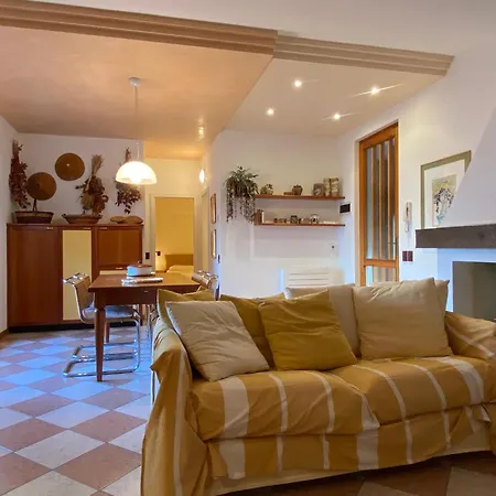 Lakeside 'al Crero' Holiday home Torri Del Benaco