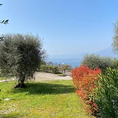 Lakeside 'al Crero' Holiday home *