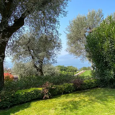 Lakeside 'al Crero' *